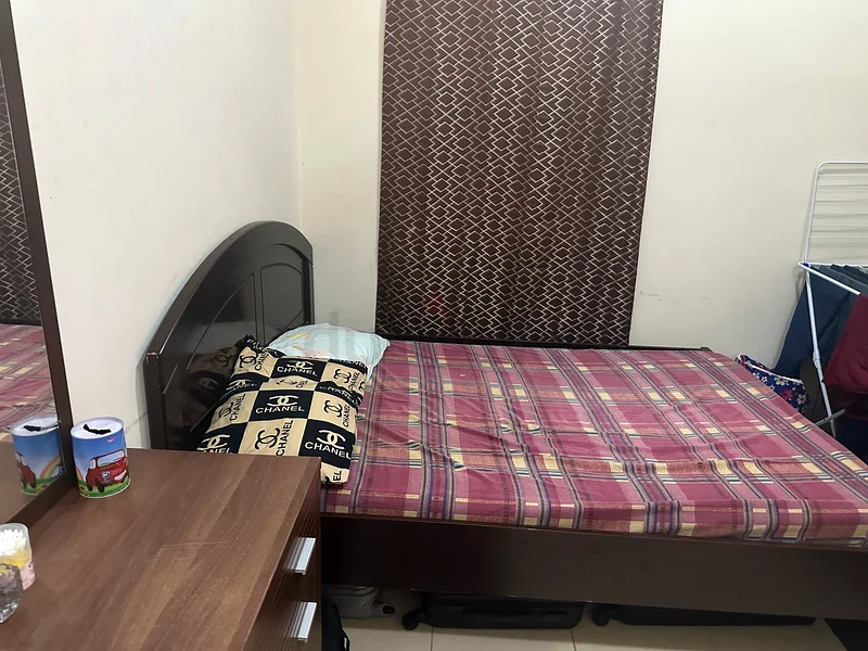 Private room available form October 1st onwards for Indian couples only64055601488643112