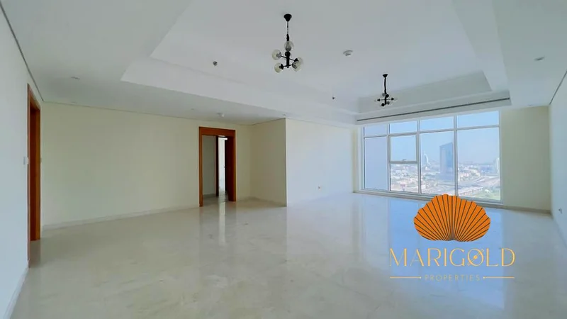 ضخم | قريب من المترو | مبنى مميز63749148116739112