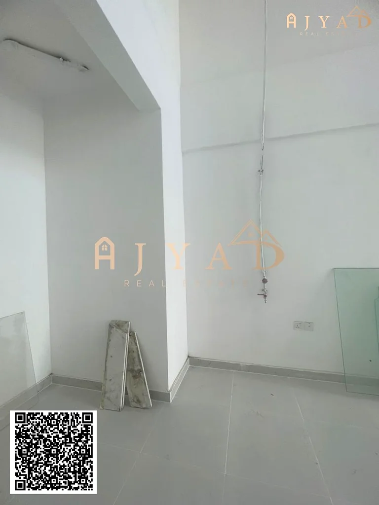 محل للإيجار في المويحات 3 | حوالي 323 قدم مربع | درهم إماراتي 25,000 | متاح بالتقسيط63816673218946111
