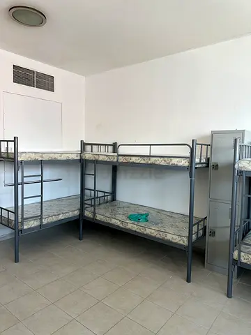 Bed space available for male bachelor