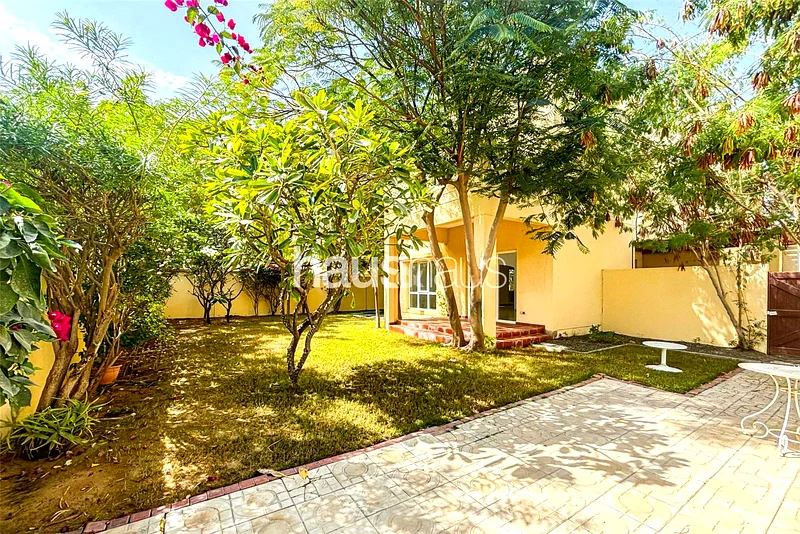 Prime Location | Type 5 | Back to Back63726113904513111