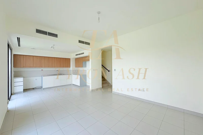 Landscaped | Huge Layout | Community View63805749183235110