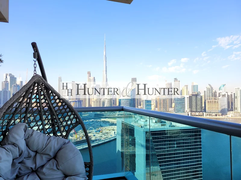 BURJ KHALIFA VIEW | ALL ENSUITE | 2 PARKING | LUXURY63798124188674110