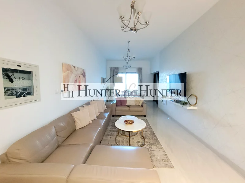 BURJ KHALIFA VIEW | ALL ENSUITE | 2 PARKING | LUXURY63798124188674111