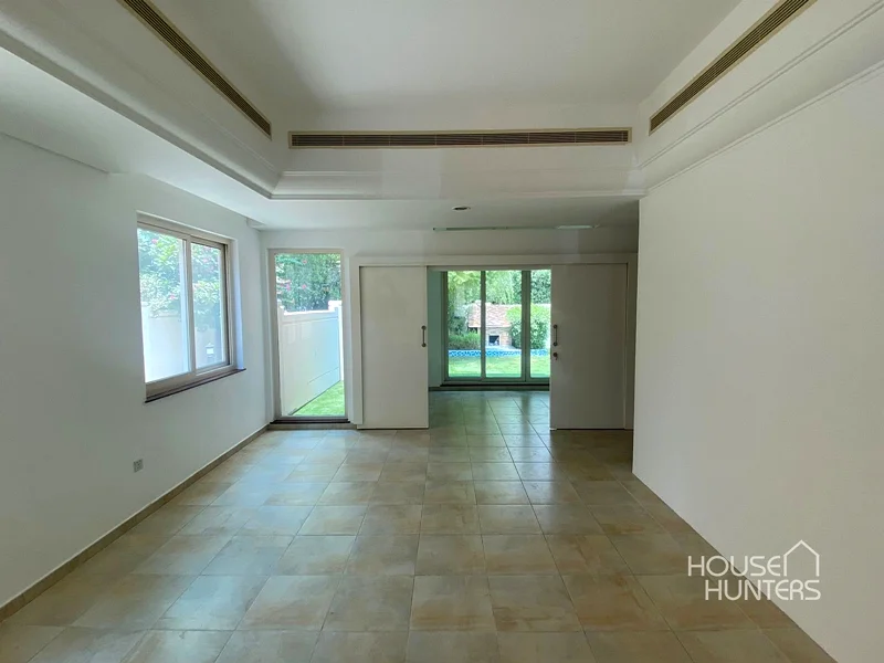 Vacant Unit | Single Row | Great Condition63735397909378111