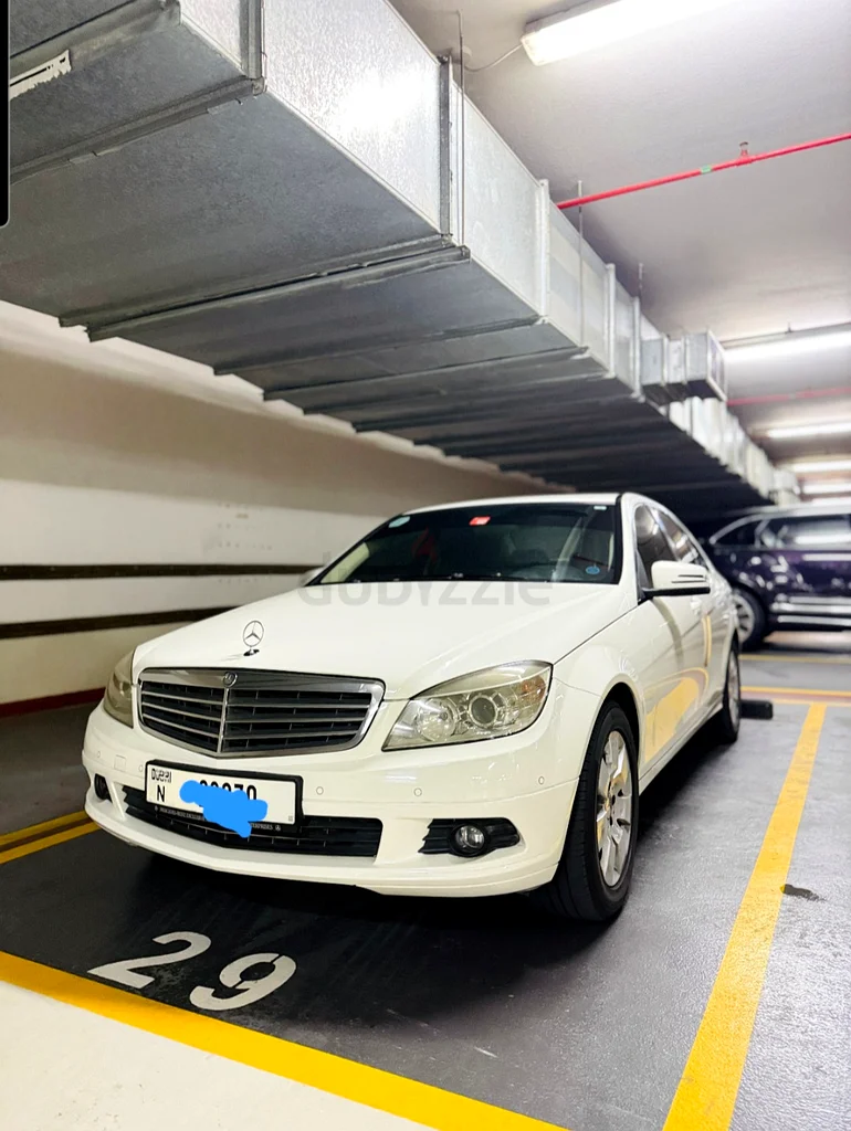 Benz63700467198210113