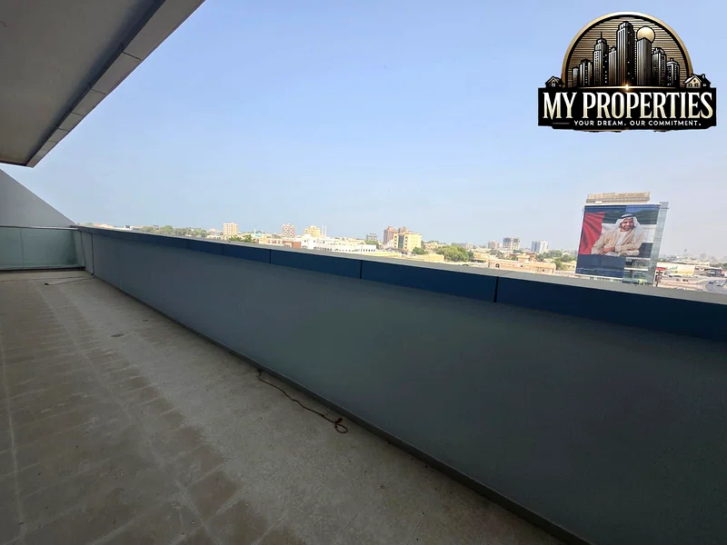 FIRST TENANT IN A LUXURIOUS BUILDING OVERLOOKING THE SEA, FEATURING A GYM, PARKING, 24/7 SECURITY SYSTEM, AND A CHILDREN’S PLAY AREA."63813537971841111