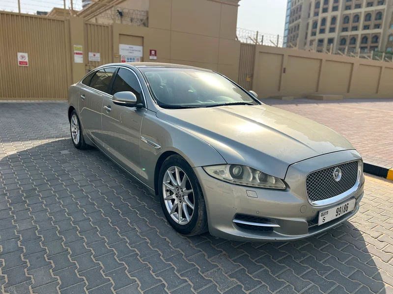 Jaguar XJL - GCC - 5.0 - V863699026673665112