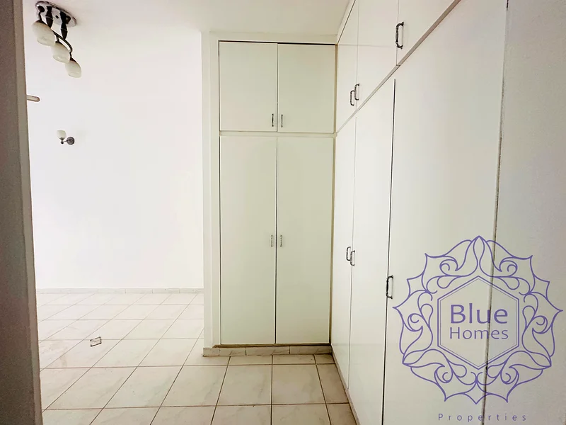 Spacious 1bhk with 2bath 58k near Burjuman metro63768243656963111