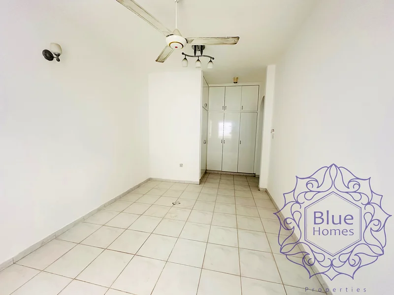 Spacious 1bhk with 2bath 58k near Burjuman metro63768243656963110