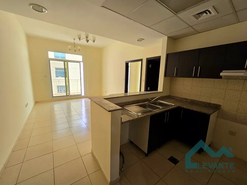 SPACIOUS LAYOUT | PRIME LOCATION  | FOR RENT63808434143618110