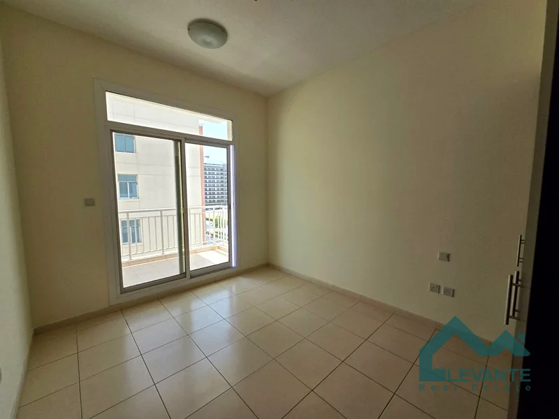 SPACIOUS LAYOUT | PRIME LOCATION  | FOR RENT63808434143618112