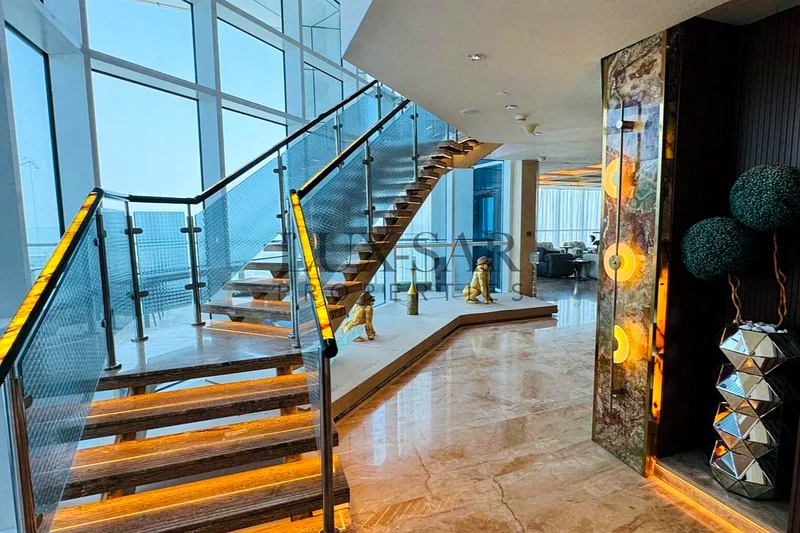 Panoramic views | Luxurious PH| Upgraded63775819455233113