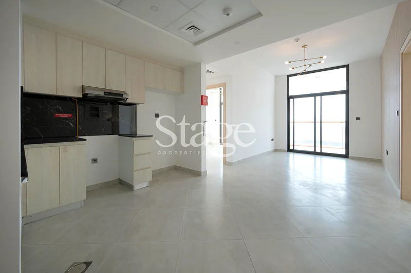 VACANT AND READY TO MOVE | SPACIOUS | BIG BALCONY63997412367874112
