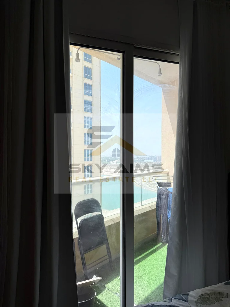 Lake Views | Bright Studio | Tranquil Surroundings64031805271298110