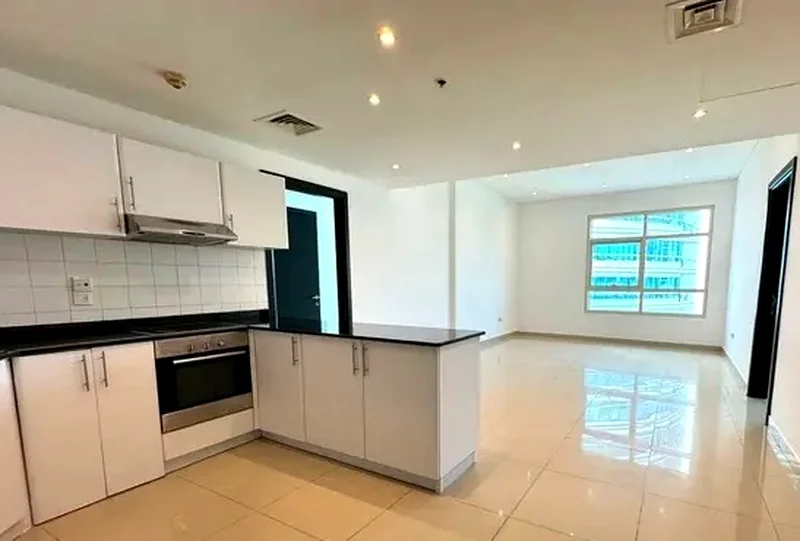 AVAILABLE! Perfect Location! Great Layout64036515799297112