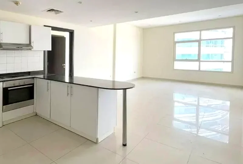 AVAILABLE! Perfect Location! Great Layout64036515799297110