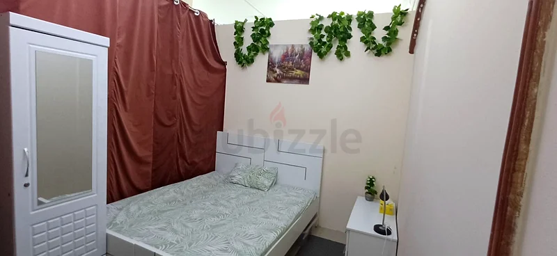 غرفة للسيدة العزباء بسعر 2100 في جارهوود63795843934465112