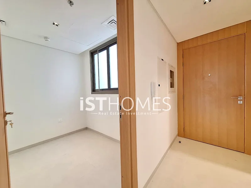Brand New |maid’s room I Prime Location | Gym | Pool | Close Kitchen63767062047618114