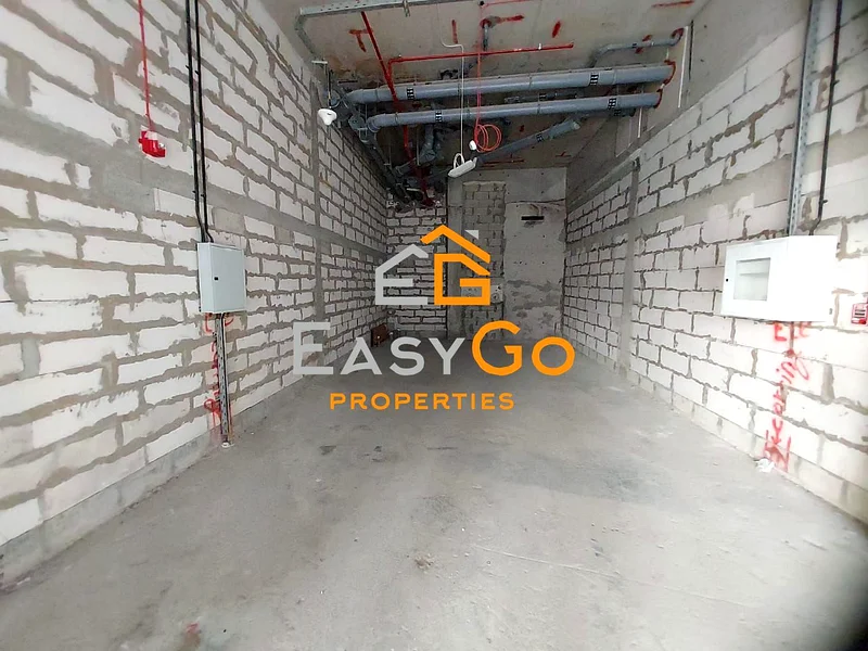 Prime Retail Opportunity | Strategic Business Location | Vacant64065595906306114