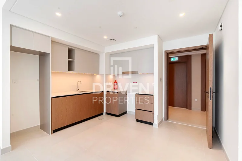 Vacant New Unit | Full Park and Water Views64026863214339112