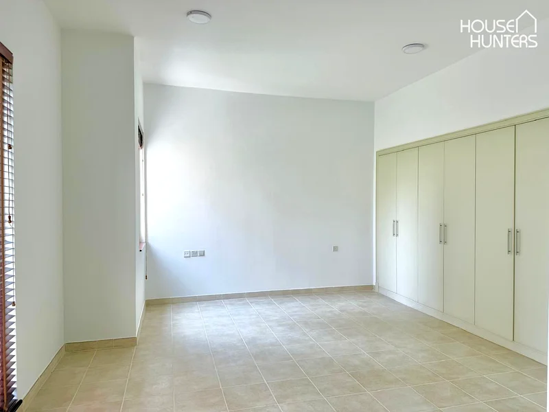Vacant now | Immaculate Unit | Newly Wrapped63735398015363114