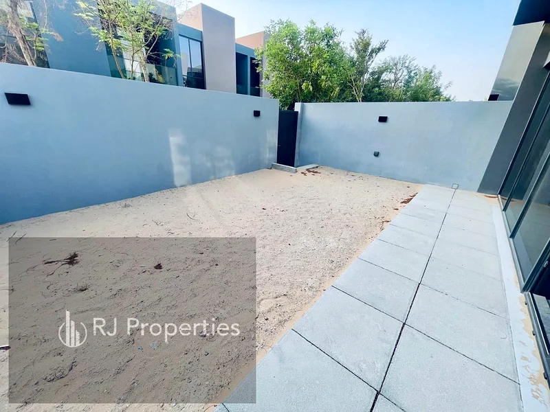 BRAND New LUXURY 3BHK CORNER villa with garden just 140k in masaar63699747014785112