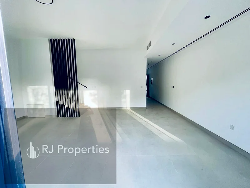 BRAND New LUXURY 3BHK CORNER villa with garden just 140k in masaar63699747014785113
