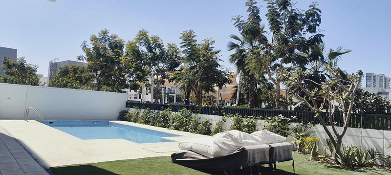 Spacious luxury ( 5BR + maid ) Villa in Murooj Al Furjan63762217945730110