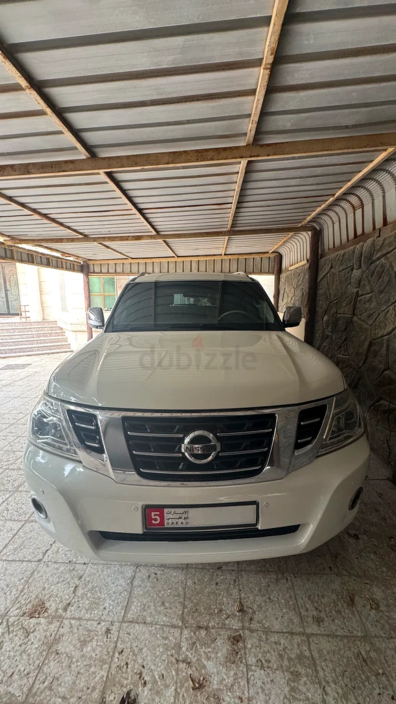 Nissan Patrol Platinum V8 full option63699059048323110