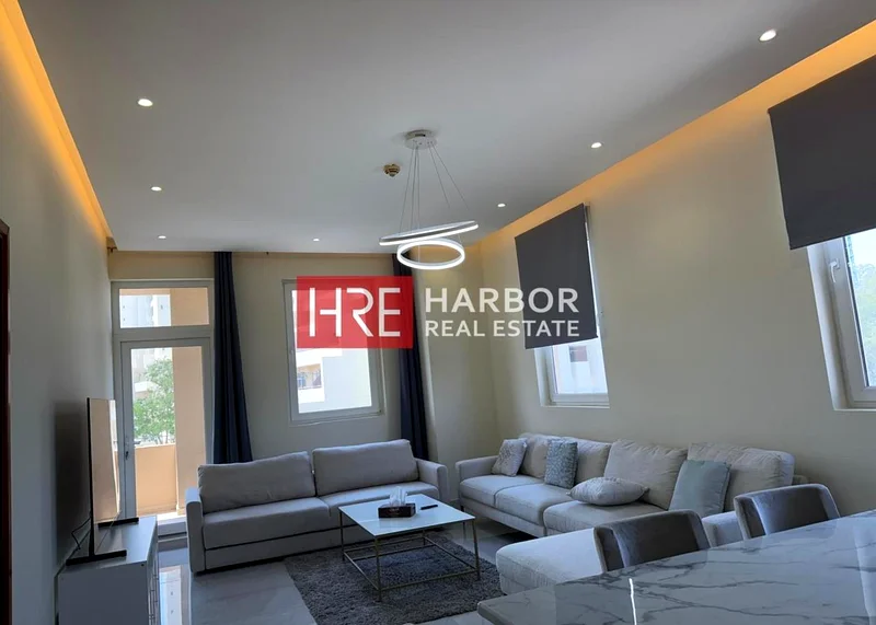 Upgraded 1BR | Corner Unit | Spacious63727478265345112