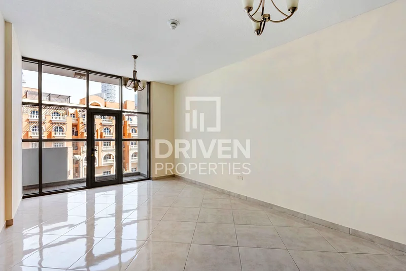Well Maintained and Bright | Ready to Move In63780693147393114