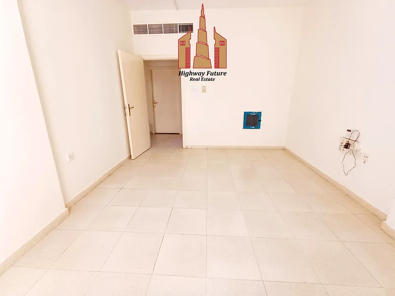 عرض محدود ● شقة سبيلانديد بغرفة نوم واحدة مع شرفة ● مبنى عائلي بالكامل63811943889667111