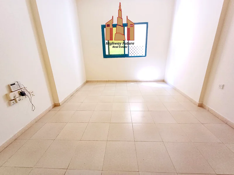 عرض محدود ● شقة سبيلانديد بغرفة نوم واحدة مع شرفة ● مبنى عائلي بالكامل63811943889667110
