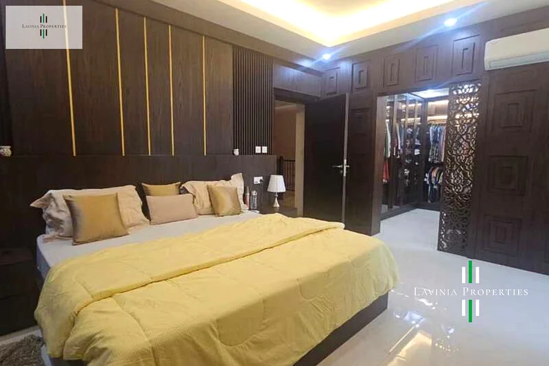 فيلا فاخرة من 7 غرف نوم | مفروشة بالكامل | حديقة مزروعة63762121662594110