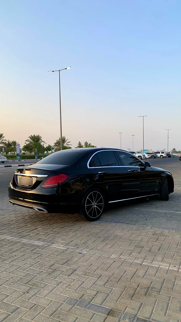 Mercedes-Benz C-Class C300 4Matic – Full option - Excellent condition63700467014913110