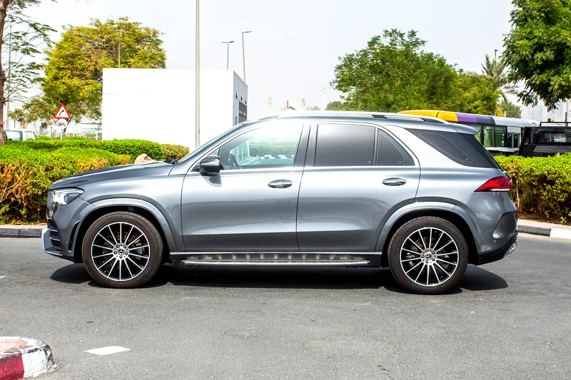 Mercedes Benz / GLE450 GCC low KM63699043537026113