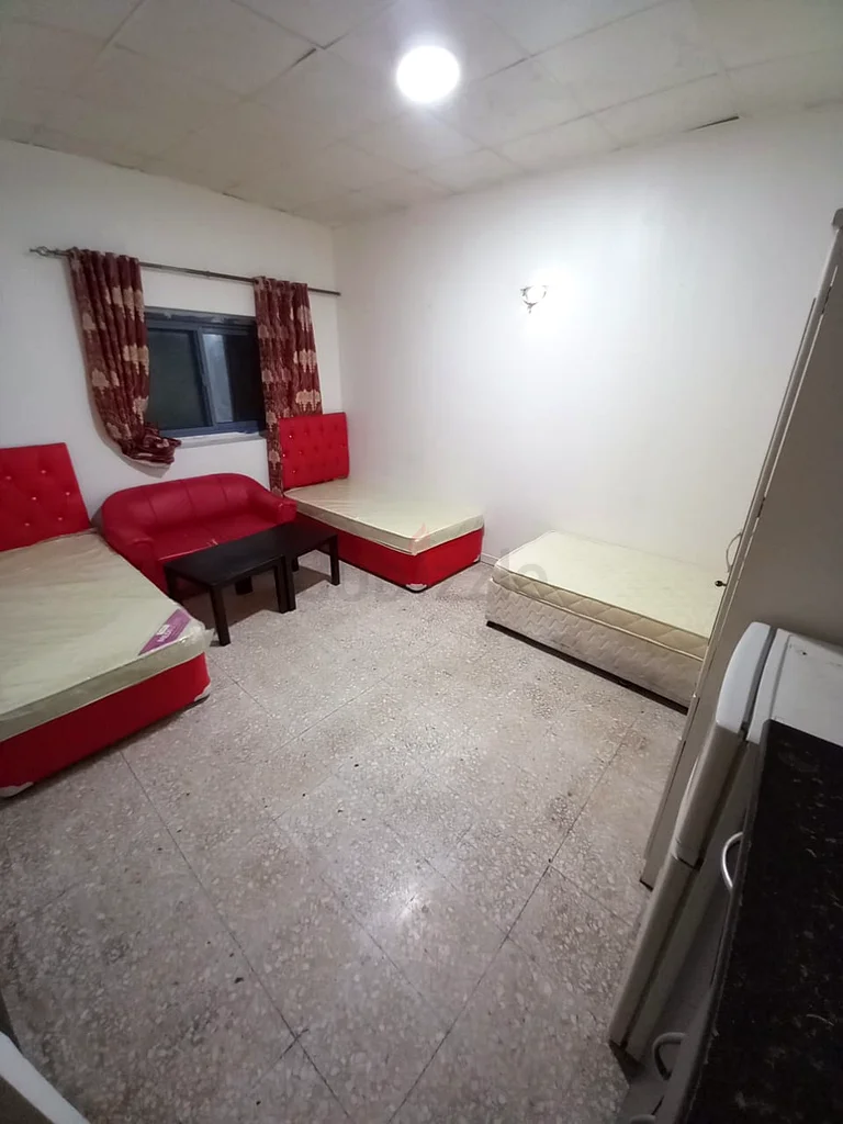 FULLY FURNISHED ROOM FOR BACHELORS (MALES), LOCATED IN AL RIGGA NEAR UNION METRO STATION63795946710275111
