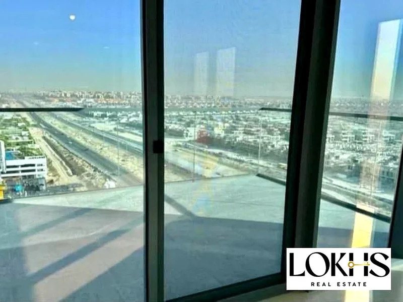 12 Cheques | High Floor | open view63738668421378113