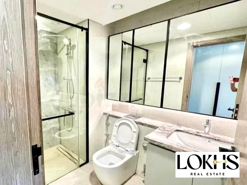 12 Cheques | High Floor | open view63738668421378114