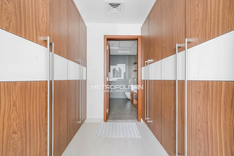 Full Zabeel Views | Unfurnished | Middle Floor63768745322242112