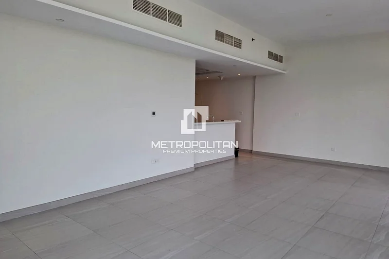 Full Zabeel Views | Unfurnished | Middle Floor63768745322242111