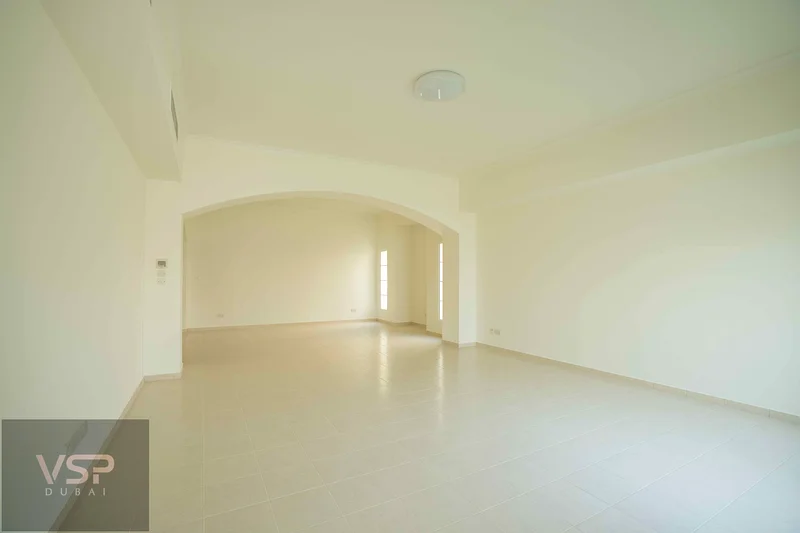 4BR, Vacant, Private Garden, Prime Location63917429060994113