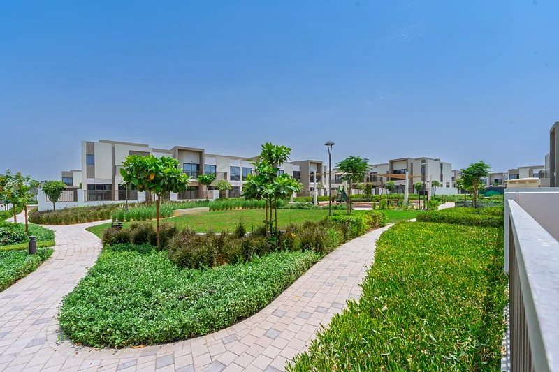 شاغرة | جديدة تمامًا | أول من يسكن63735585140866113