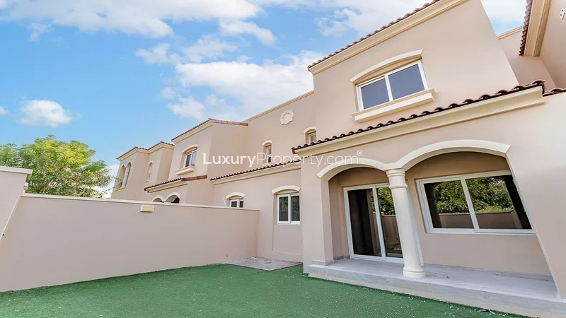 Family Unit | Vacant | Spacious Layout63725560188801110