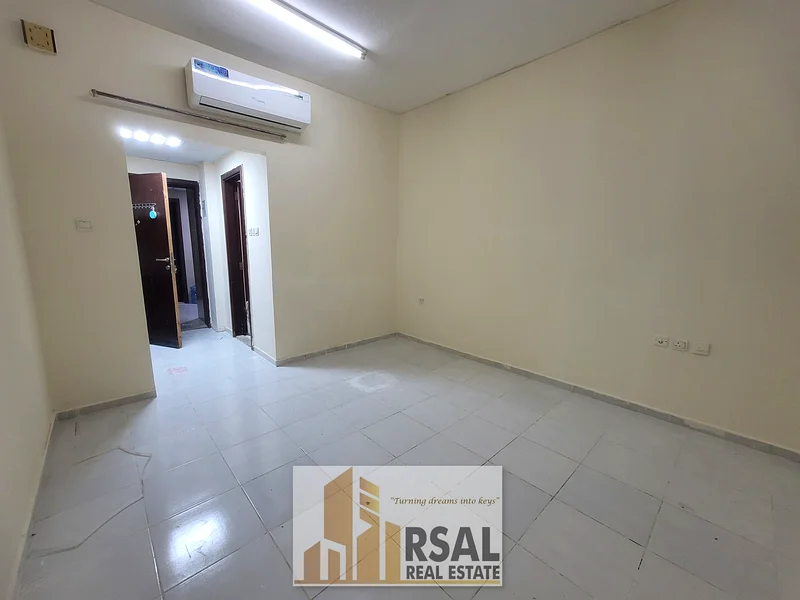30 days free Studio With Side Kitchen Only for Family63703083381506114