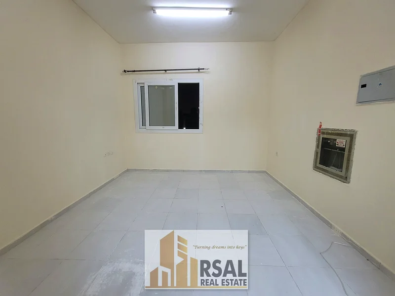 30 days free Studio With Side Kitchen Only for Family63703083381506113