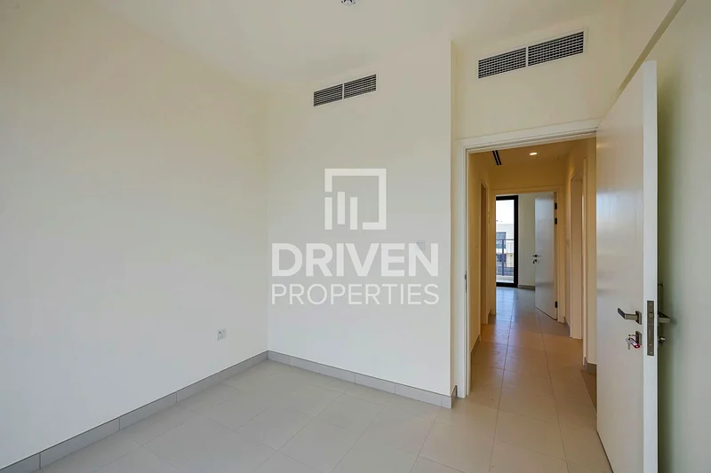 Single Row | Landscaped Garden | Chiller Free63805884601473113
