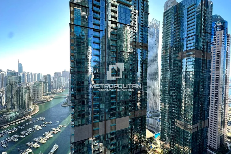 Hight Floor | Partial Sea View | Upgraded Unit64037544706562111