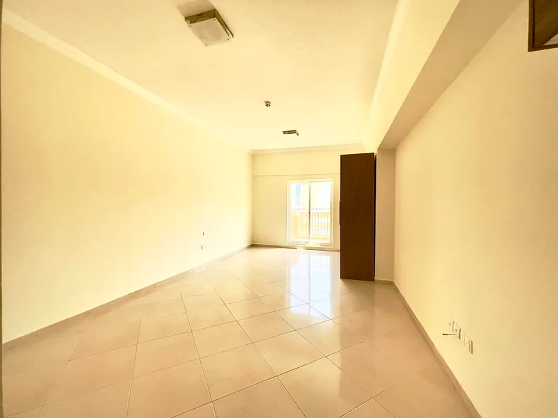 Studio In Affordable Price Prime Location Huge Size with Balcony Well Maintained63742188802563114